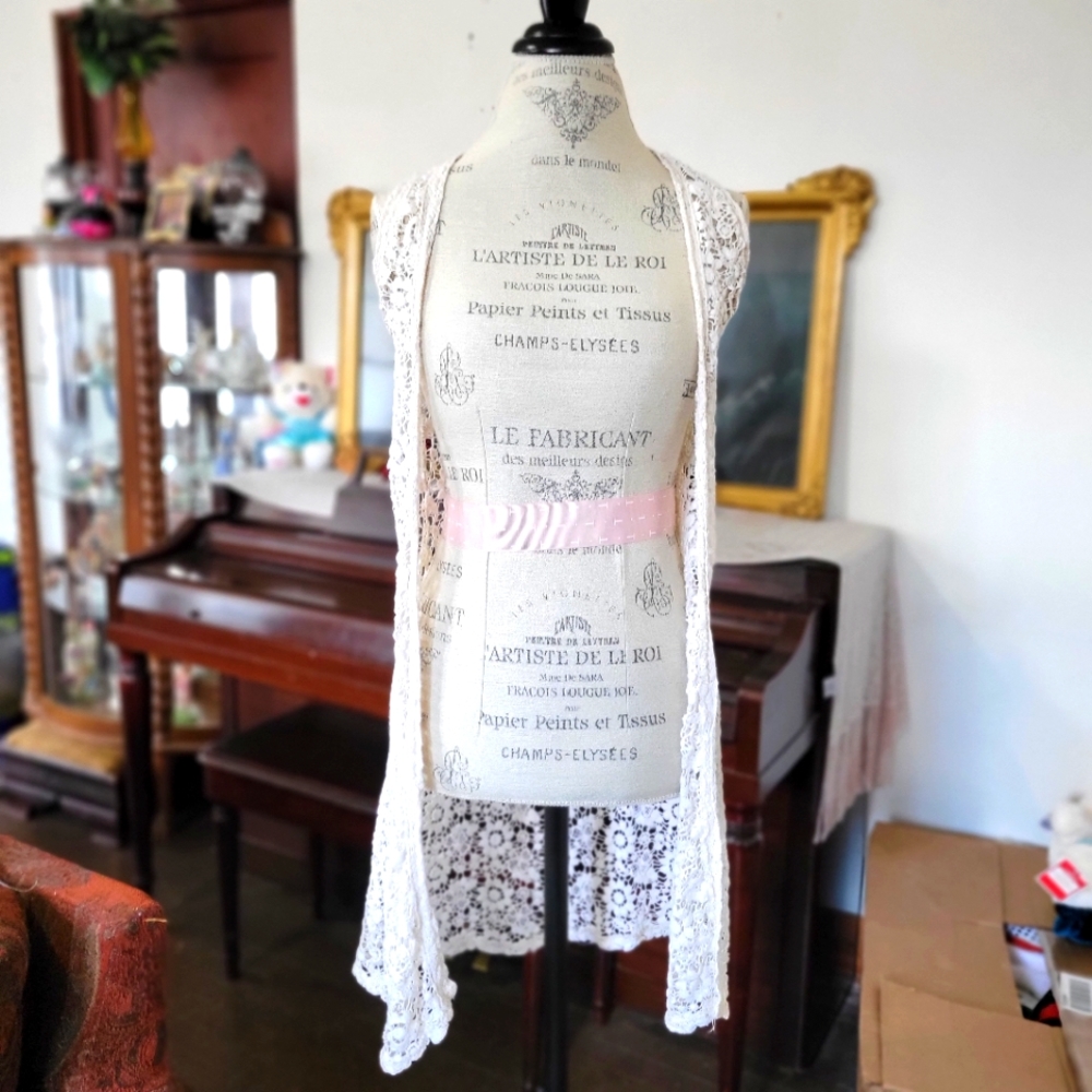 Womens lace cardigan vest